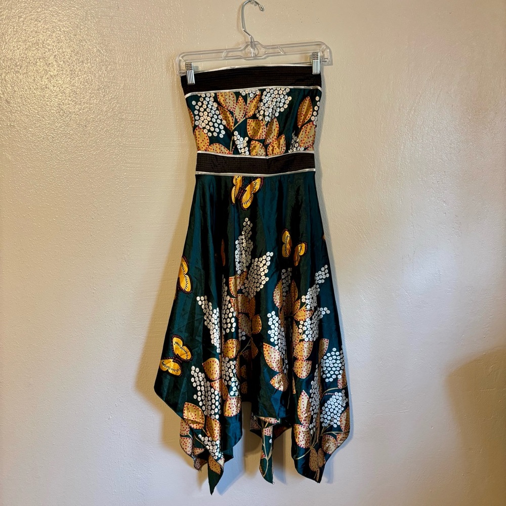 Emerald green Y2K strapless asymmetrical dress